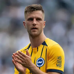 Joël Veltman: Bek Kalem Seribu Fungsi yang Jarang Dapat Sorotan